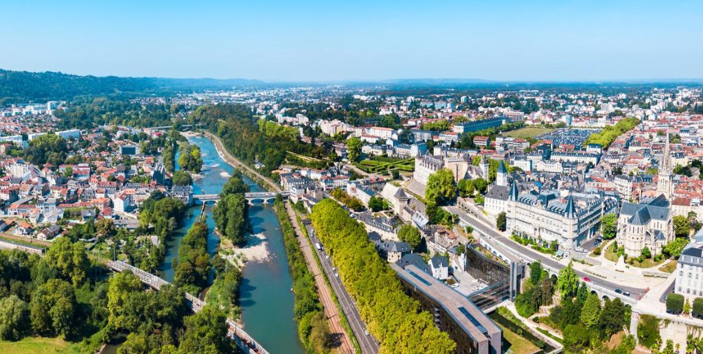 Pau France